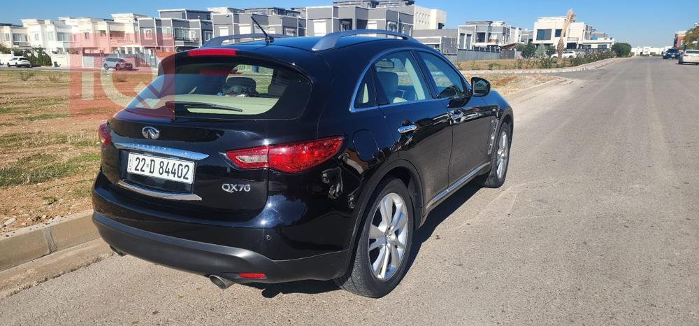 ئينفنتي QX70